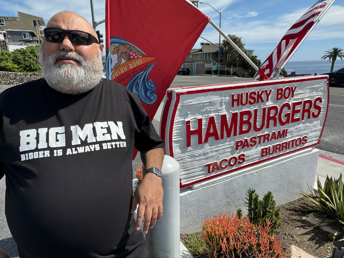 Big Men BIGGER IS ALWAYS BETTER Black T-shirt